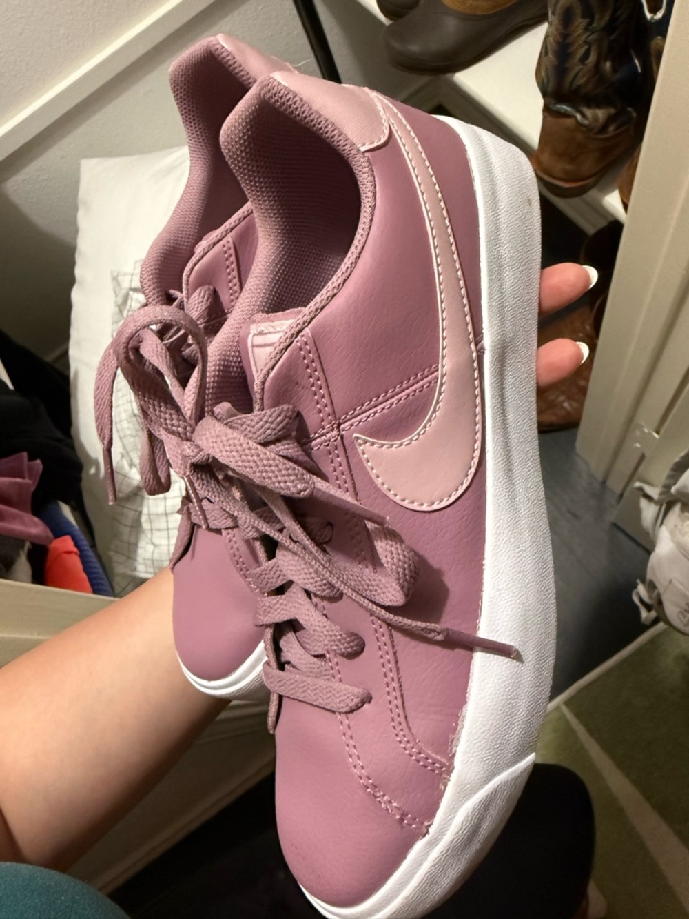 Nike Women’s Dusty Pink Low-Top Sneakers - Picture 3 of 4